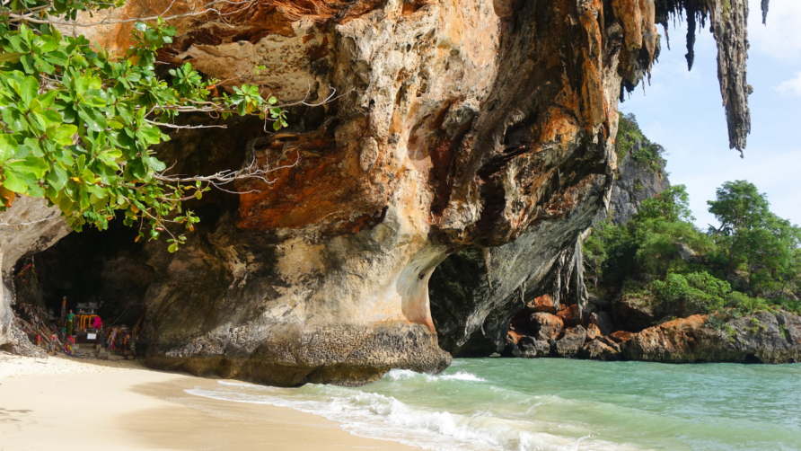 Phra Nang Cave Beach / Ao Tham Phra Nang